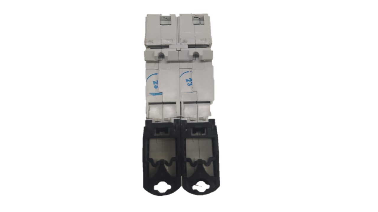 Mini breaker interruptor termomagnético de 2X4A, 400V, curva c